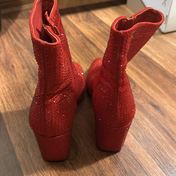 HESTER-15 Red TOP MODA - Picture 4 of 4